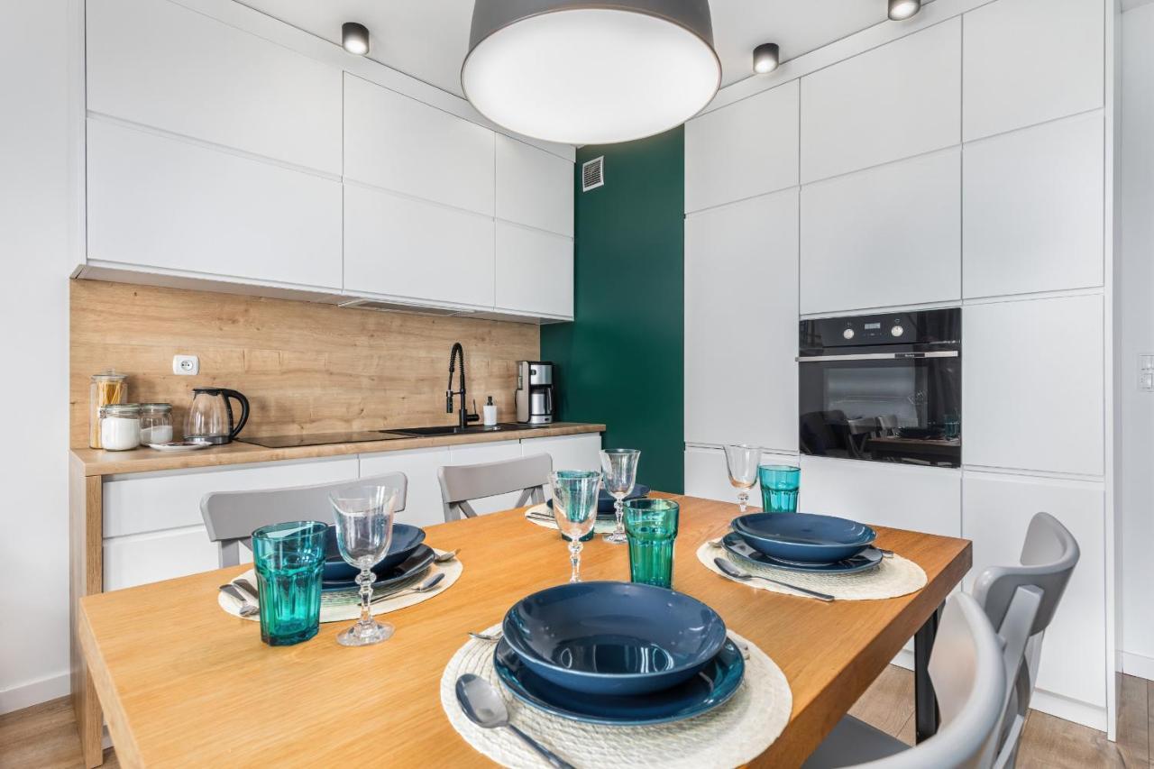 Apartamenty Wyspa Solna By Noclegi Renters Kolobrzeg Bagian luar foto