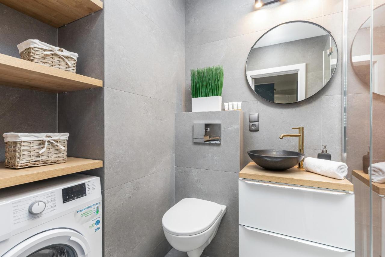 Apartamenty Wyspa Solna By Noclegi Renters Kolobrzeg Bagian luar foto